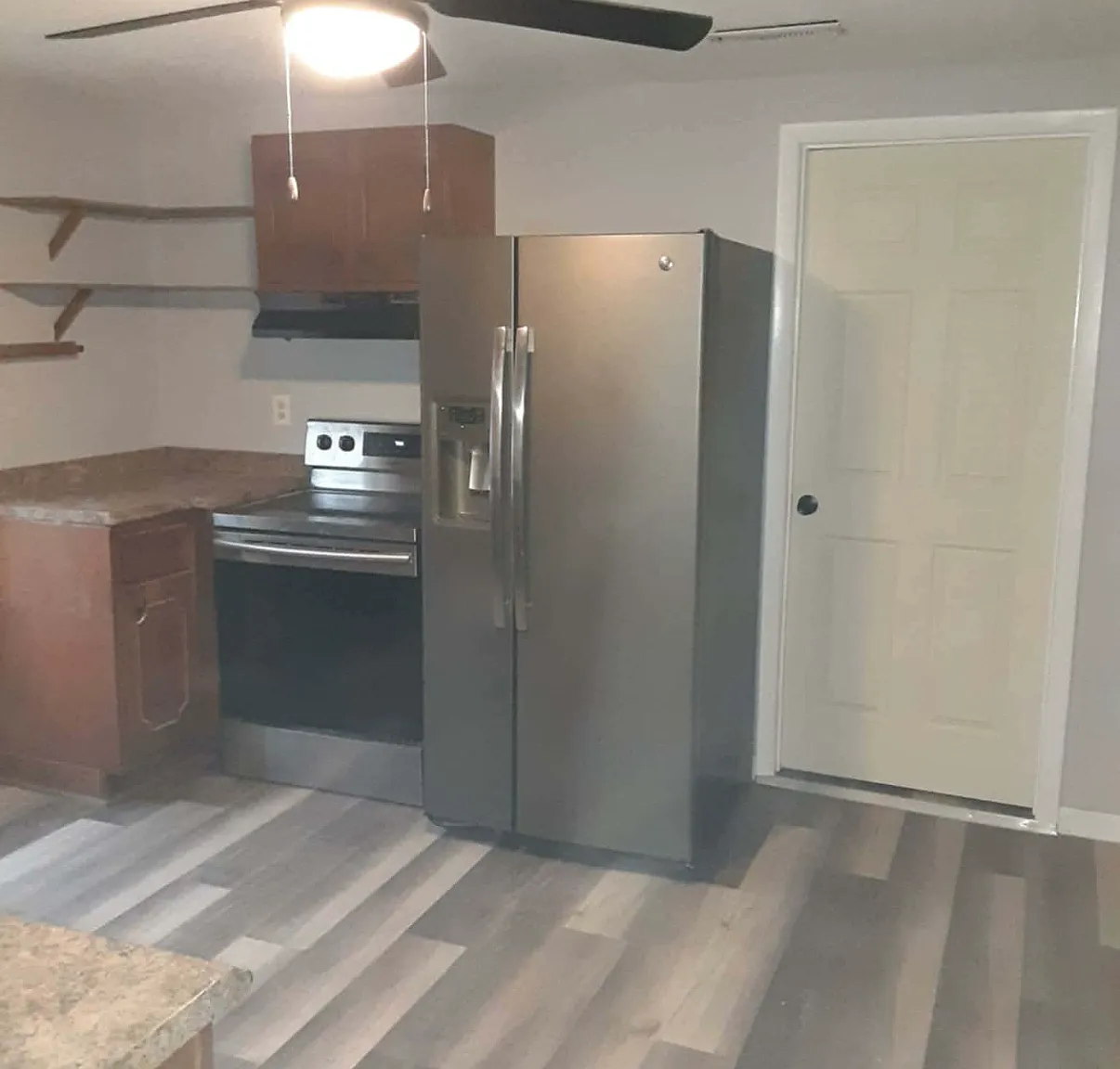 4 bed, 1100 sqft, $1,200 — Photo 4