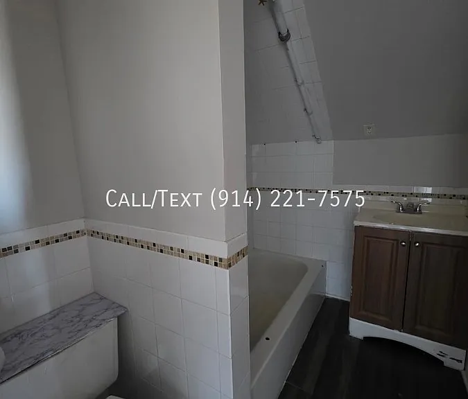 151 Linden St — Photo 3