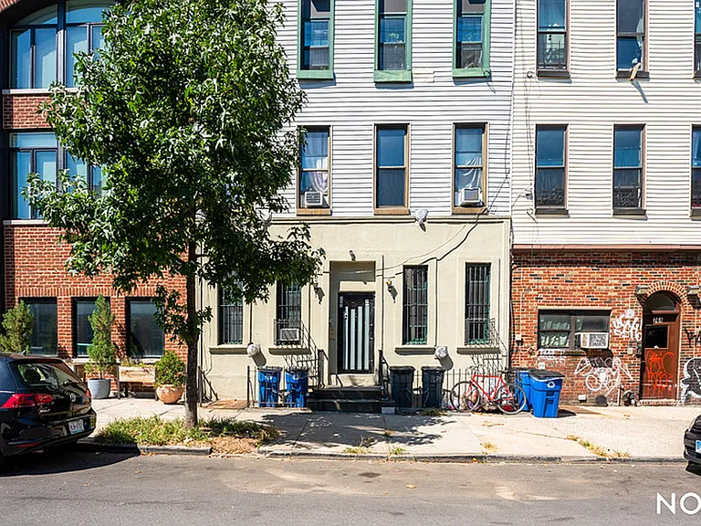 757 Hart St #3R — Photo 13