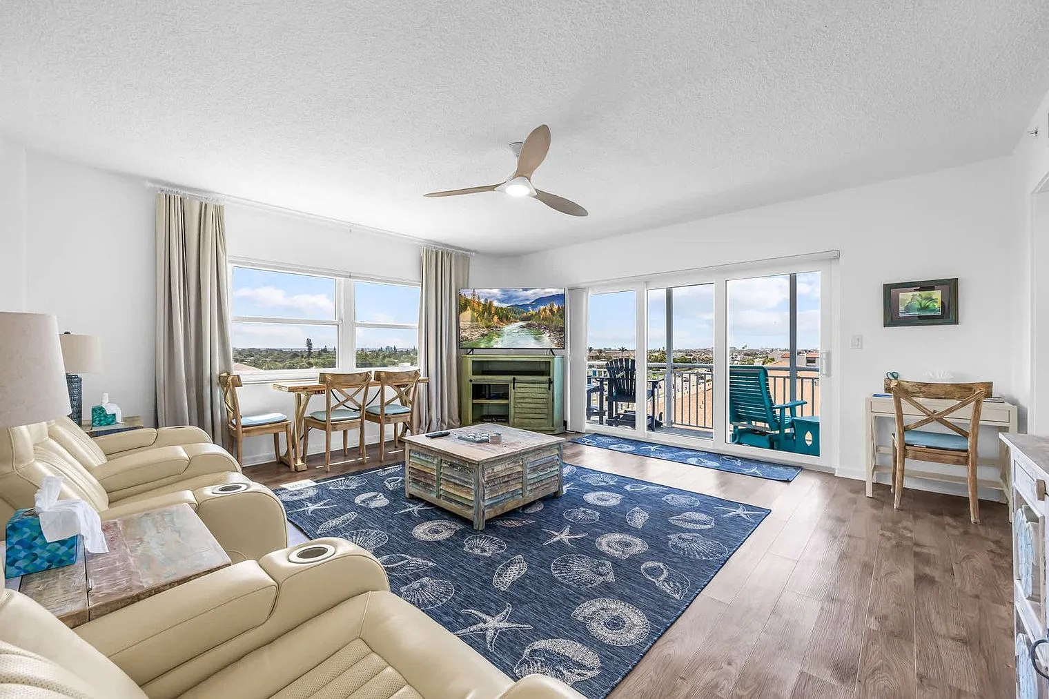 1 bed, 1.0 bath, $4,026 — Photo 2