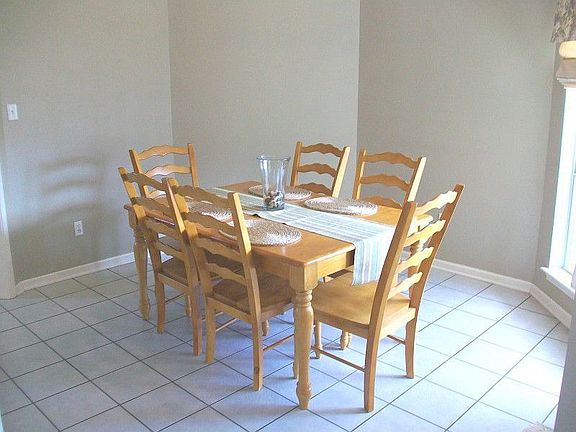 3rd image of 5831 Woodlawn Park Ct