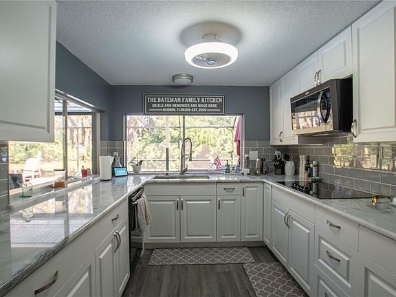 5th image of 12812 Teakwood Ln