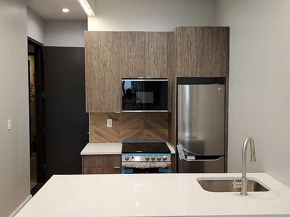 3rd image of 104 Linden Blvd #2D