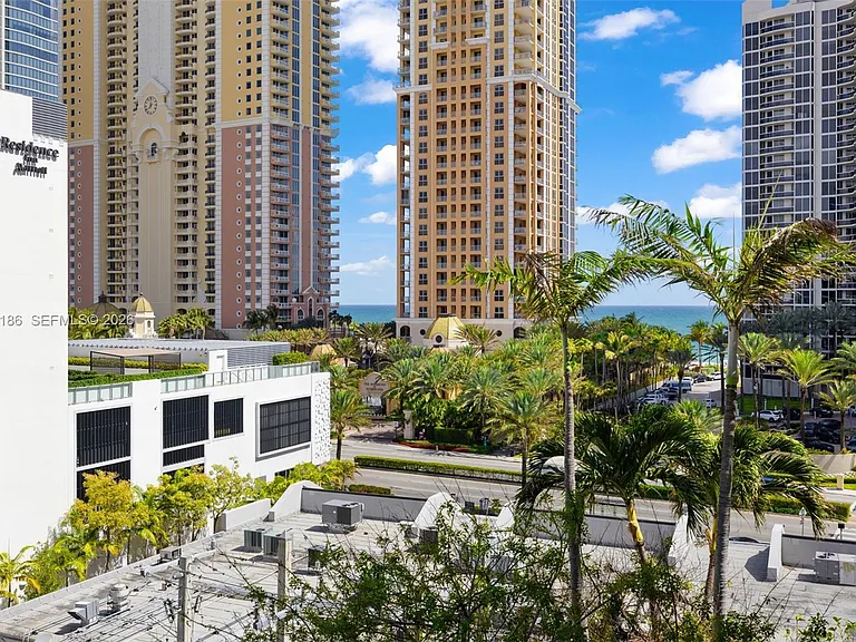 17555 Atlantic Blvd #708 — Photo 47
