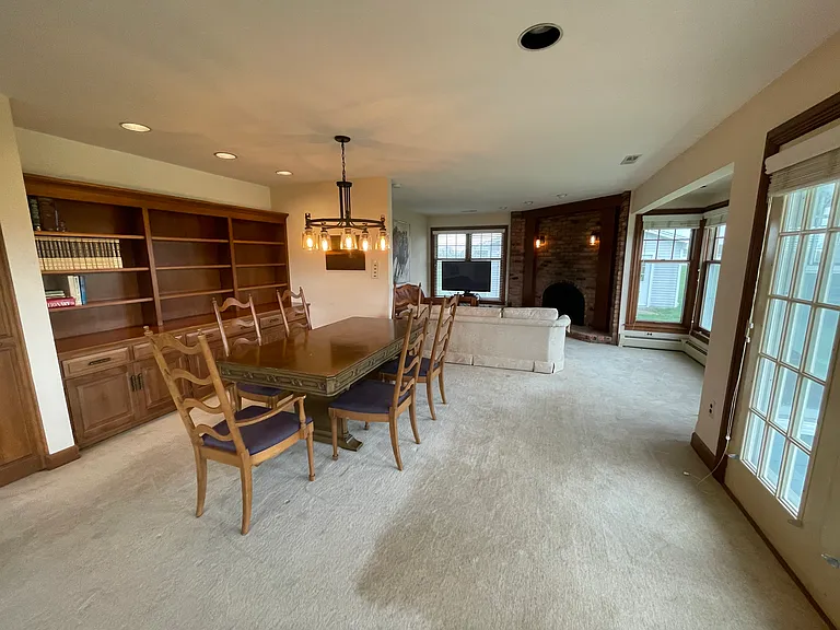 4770 Sheldon Rd — Photo 30