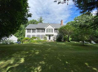 60 Knowles Mill Rd, Chester, NH 03036
