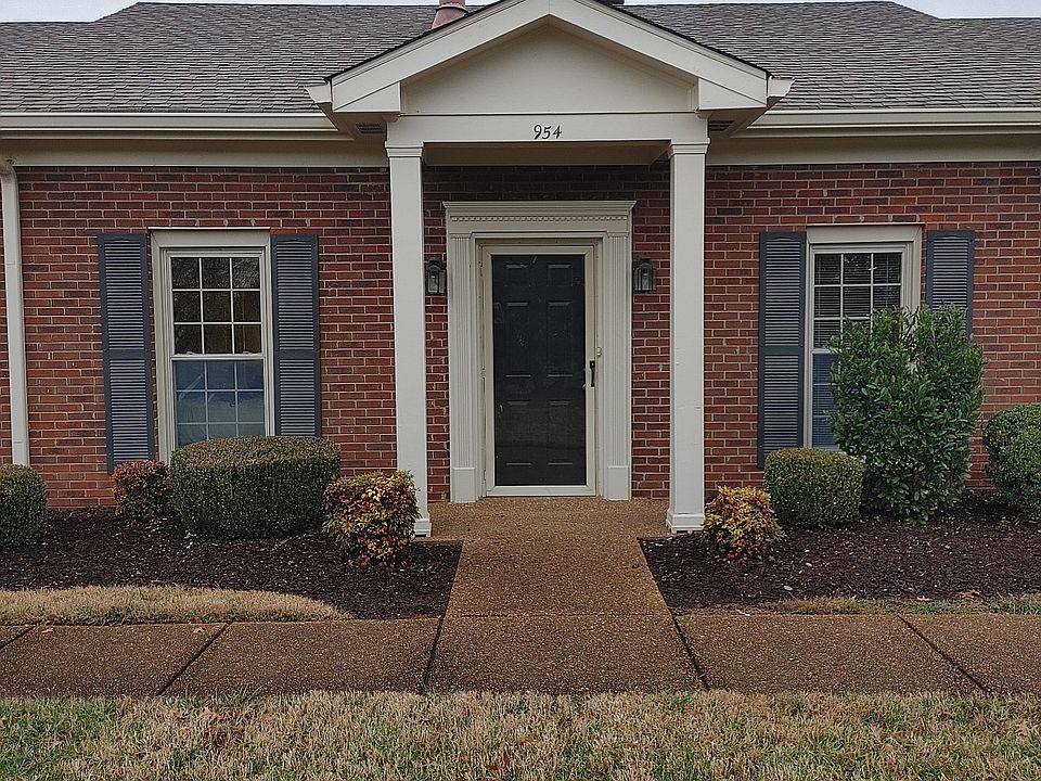 1st image of 954 E Northfield Blvd