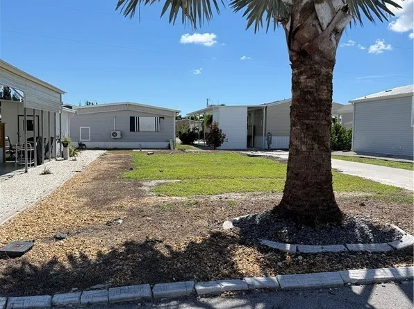 4915 Gulfgate Ln, Saint James City, FL 33956