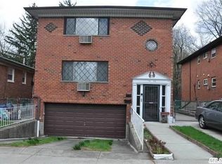 7058 Walnut St, Forest Hills, NY 11375