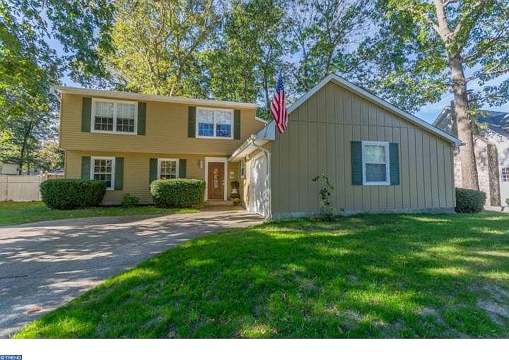 1st image of 1609 Briarwood Dr