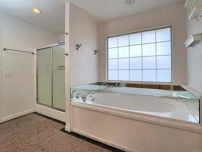 10143 Carreta Dr — Photo 23