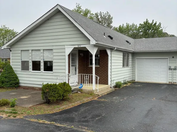 68 D Yorktowne Parkway, Whiting, NJ 08759