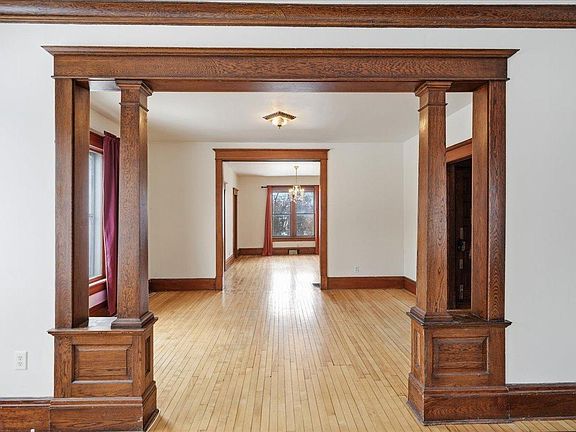 4th image of 617 3rd St