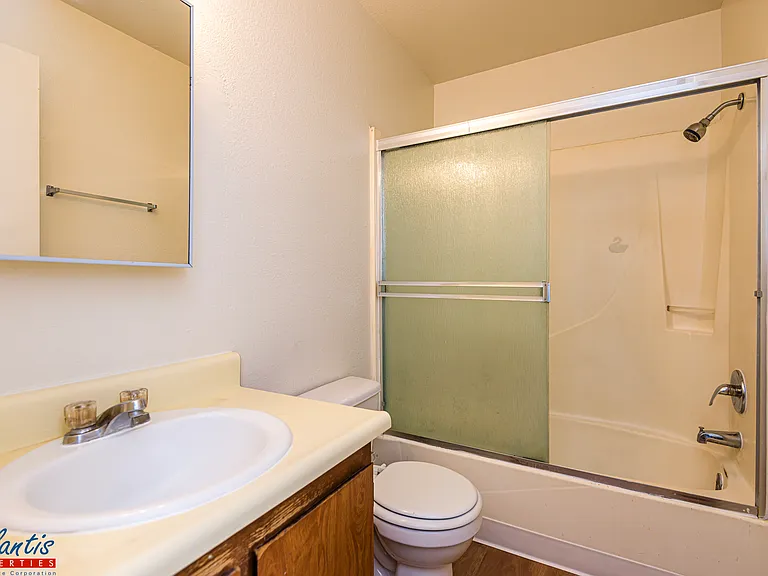 414 Page St #D — Photo 9