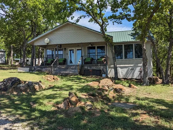 388 Haigood Rd, Bowie, TX 76230