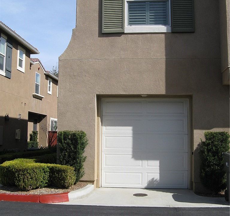 1st image of 27536 Viridian St Unit 1