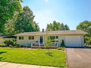 6219 Lakeview Blvd, Middleton, WI 53562