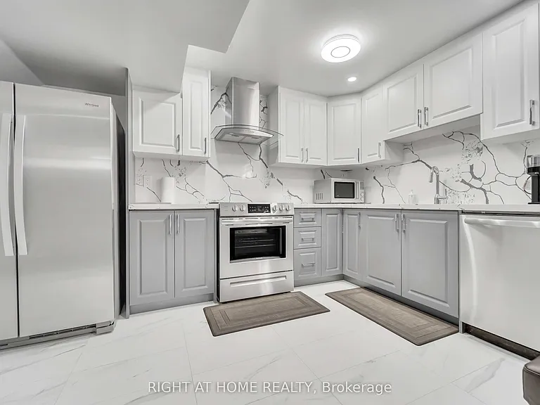 3253 Liptay Ave #BASEMENT — Photo 17