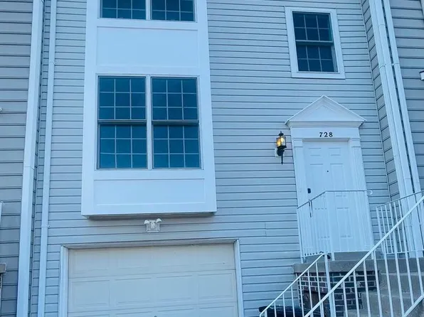 728 Hetzel Ter SE, Leesburg, VA 20175