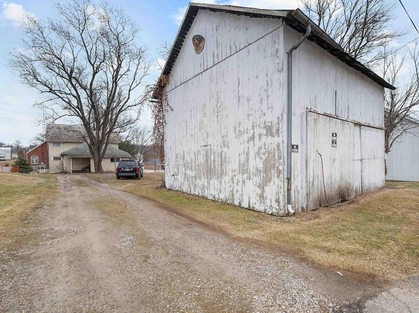 411 S Market St, Danville, OH 43014