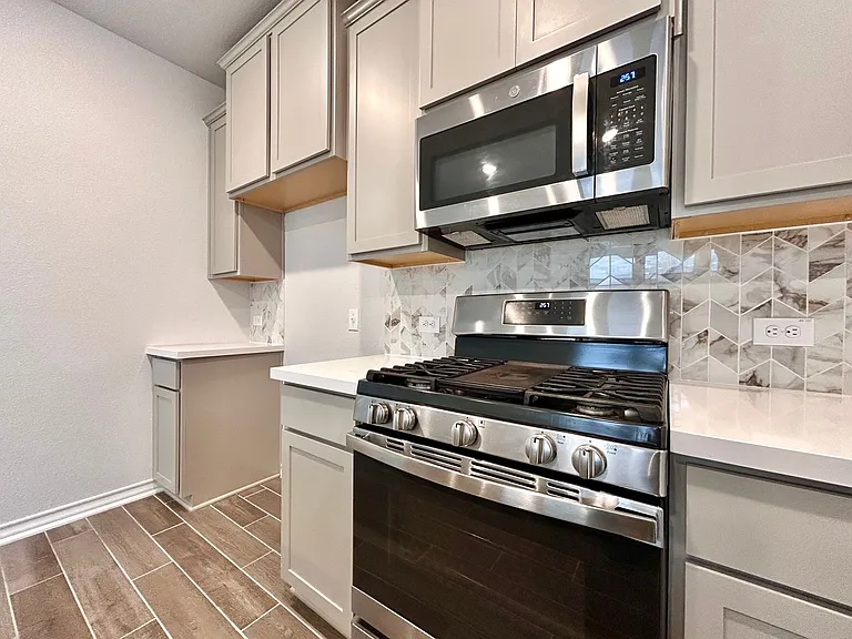 230 Small Seed Dr — Photo 12