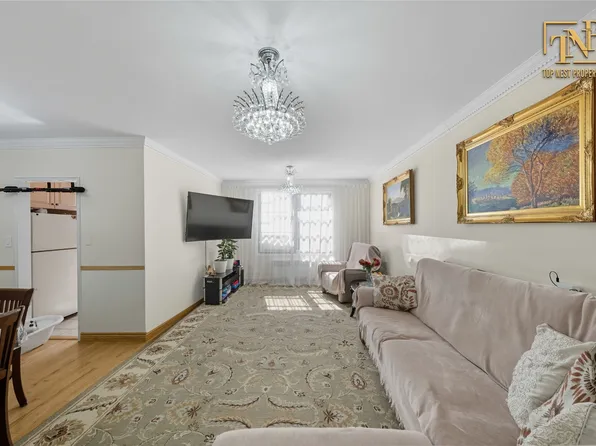 2310 Ocean Parkway image 11 of 23