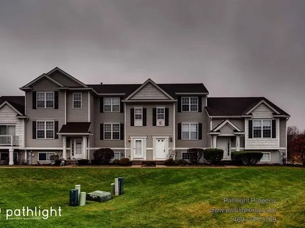 1746 Fieldstone Dr N, Shorewood, IL 60404