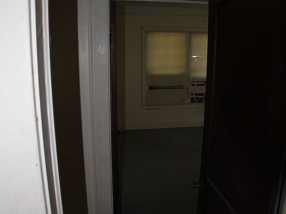 2nd image of 1133 Dorothy St