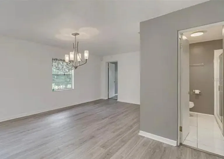 320 S Seminole Ave — Photo 8