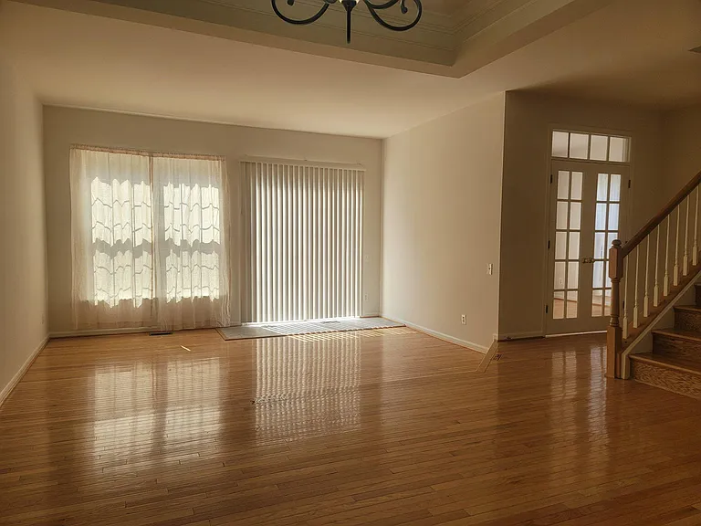 13031 Rose Petal Cir — Photo 11