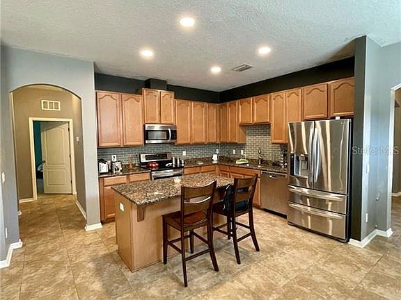 3rd image of 33746 Honeywood Ave