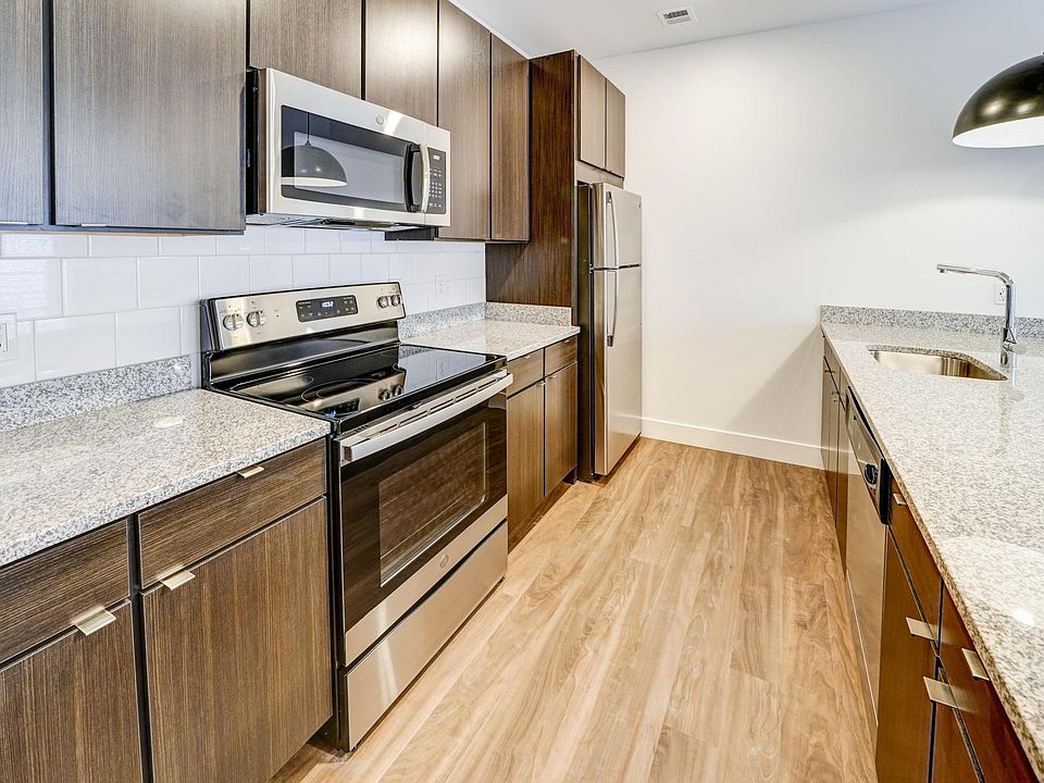 1st image of 231 N Pennsylvania St #522