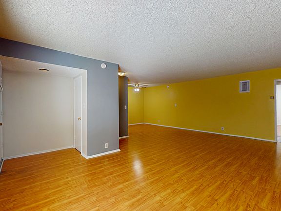 4th image of 7549 Lexington Ave APT 3