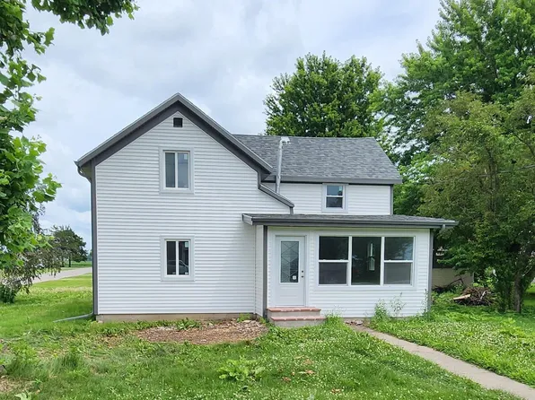 107 N 3rd St, Vincent, IA 50594