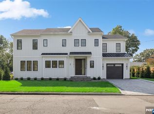 2 Pleasant Avenue, Tenafly, NJ 07670