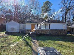300 W 33rd Pl, North Little Rock, AR 72118