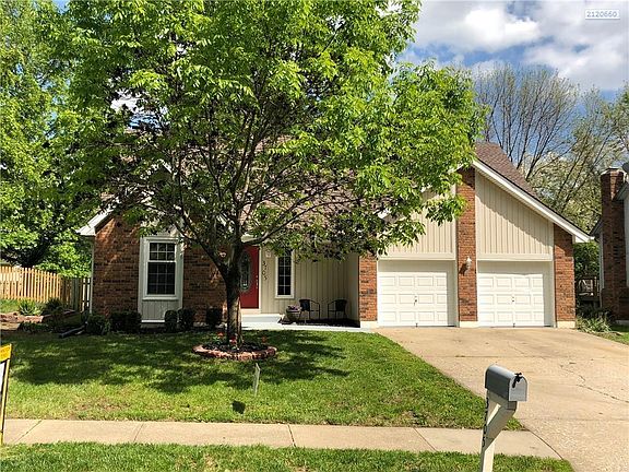 2nd image of 3705 NE Chapel Dr