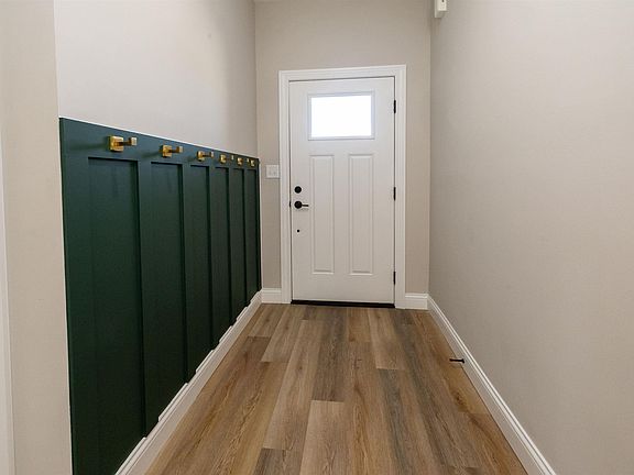 3rd image of 6101 Gilwell Dr