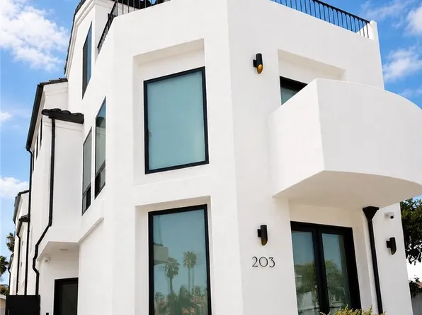 203 21st St, Huntington Beach, CA 92648