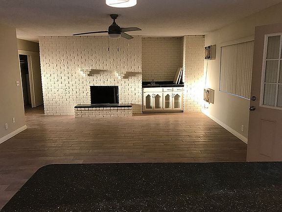 Hse#1   Spacious Family Rm