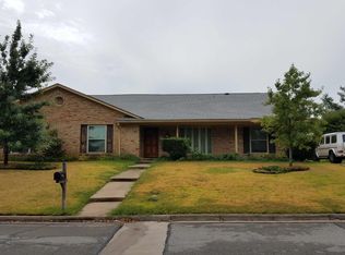 2212 Midhurst Dr, Arlington, TX 76013