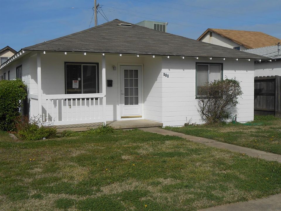 1st image of 110 Maxwell Ave