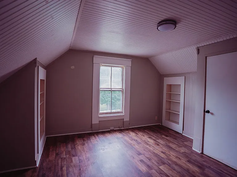 287 Ohio St #2 — Photo 18