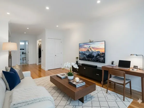 323 E 78th St APT 3A, New York, NY 10075
