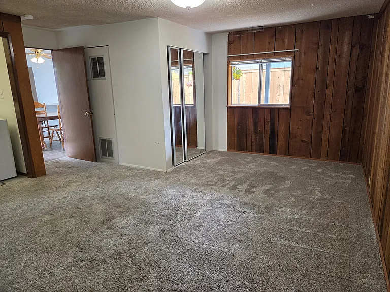 Bedroom #4 (or office or family room)