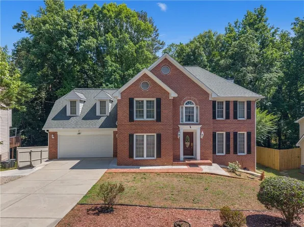 1505 Twin Bridge Ln, Lawrenceville, GA 30043