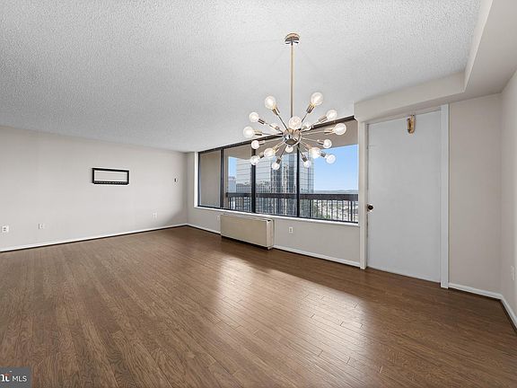 5th image of 3701 S George Mason Dr Unit 1606N