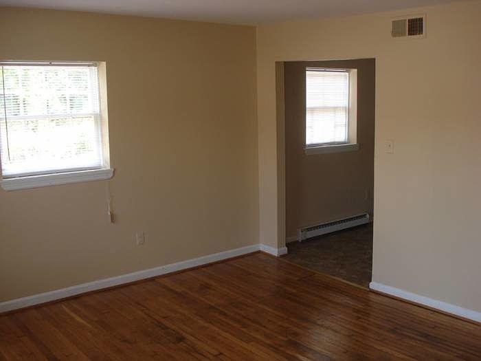 2nd image of 425 East Broadway