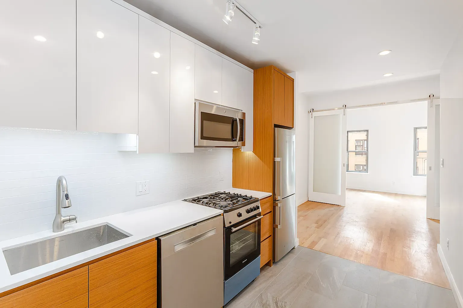 144 East Broadway — Photo 1
