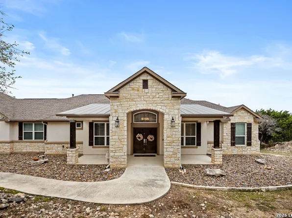 1434 Village Top, Canyon Lake, TX 78133